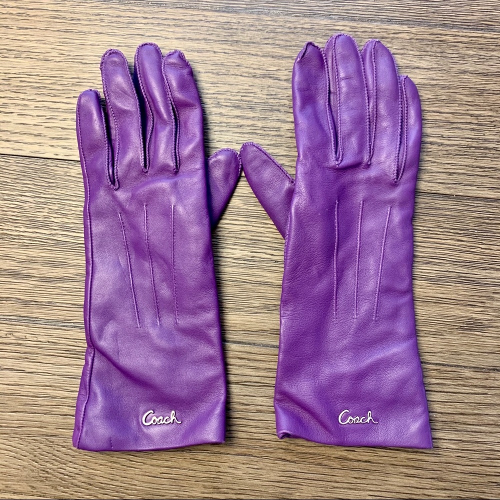 Coach leather gloves